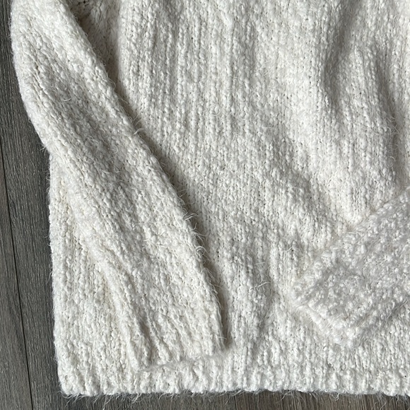 David Bitton fluffy sweater - Picture 2 of 3